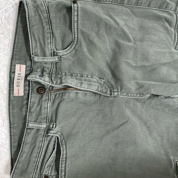 GUESS pants - Picture 2 of 8